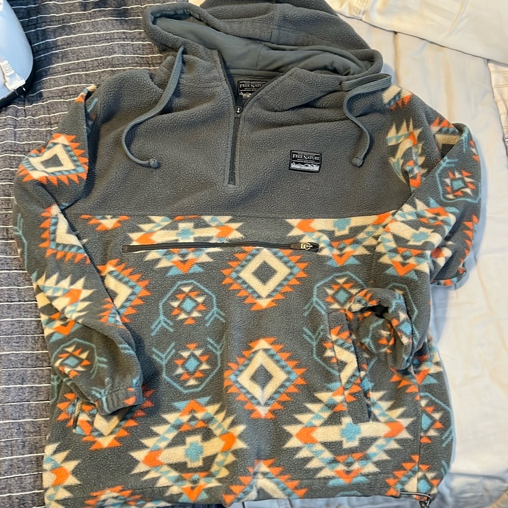 Patterned 1/2 zip